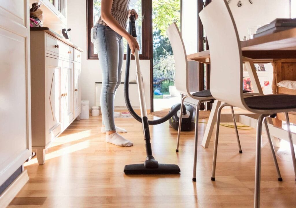 Best Ways to Fix Vacuum Cleaner Odors