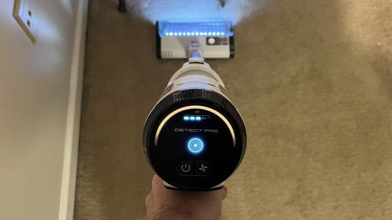 What are the Disadvantages of a Cordless Vacuum Cleaner