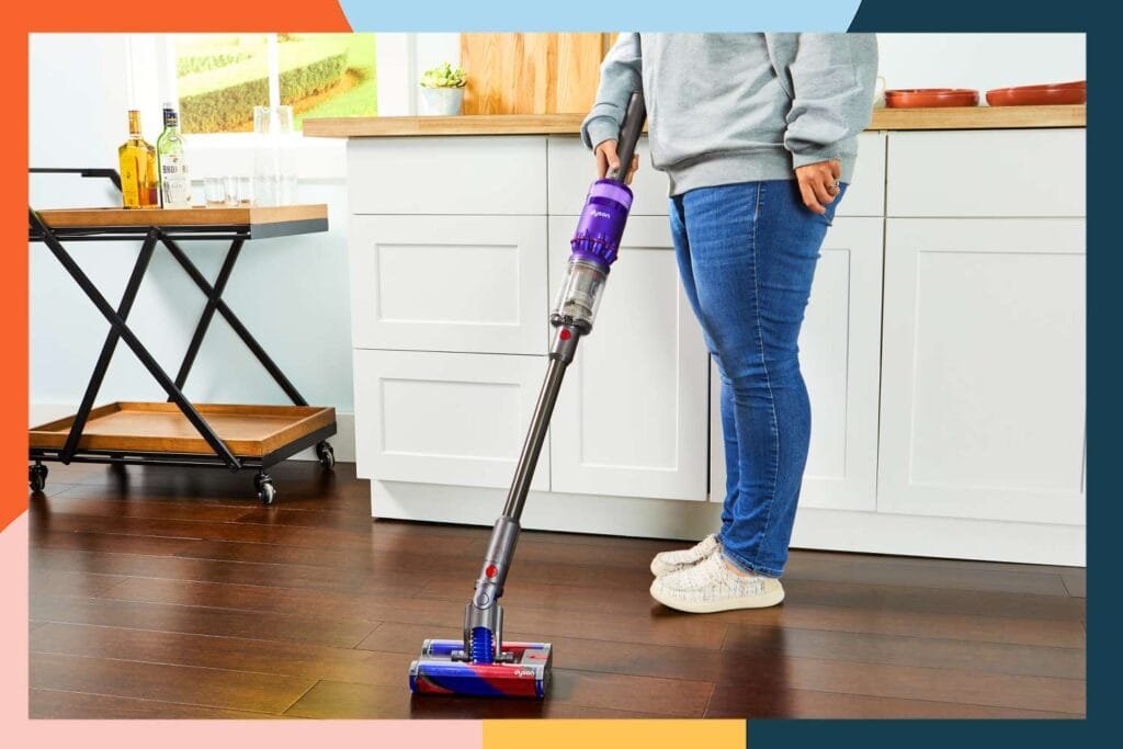 What Vacuum Cleaner is Best for Hardwood Floors