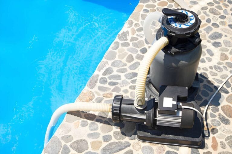 How to Vacuum Pool With Sand Filter