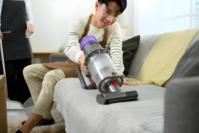 How to Turn on Dyson Vacuum